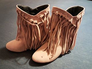 Botines de flecos