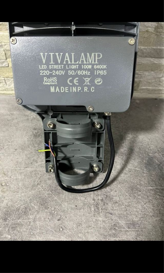 LAMPIONE FARO LED 100 VATT LUCE FREDDA 220VL