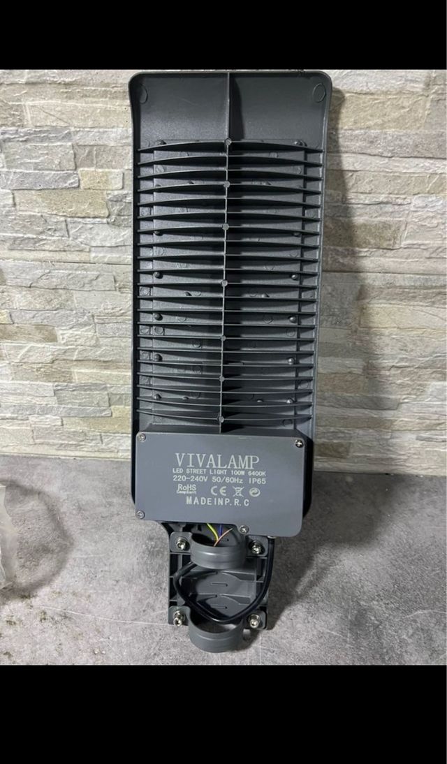 LAMPIONE FARO LED 100 VATT LUCE FREDDA 220VL