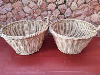 Canastos de mimbre 