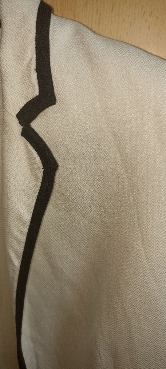 Blazers blanca verano Mango