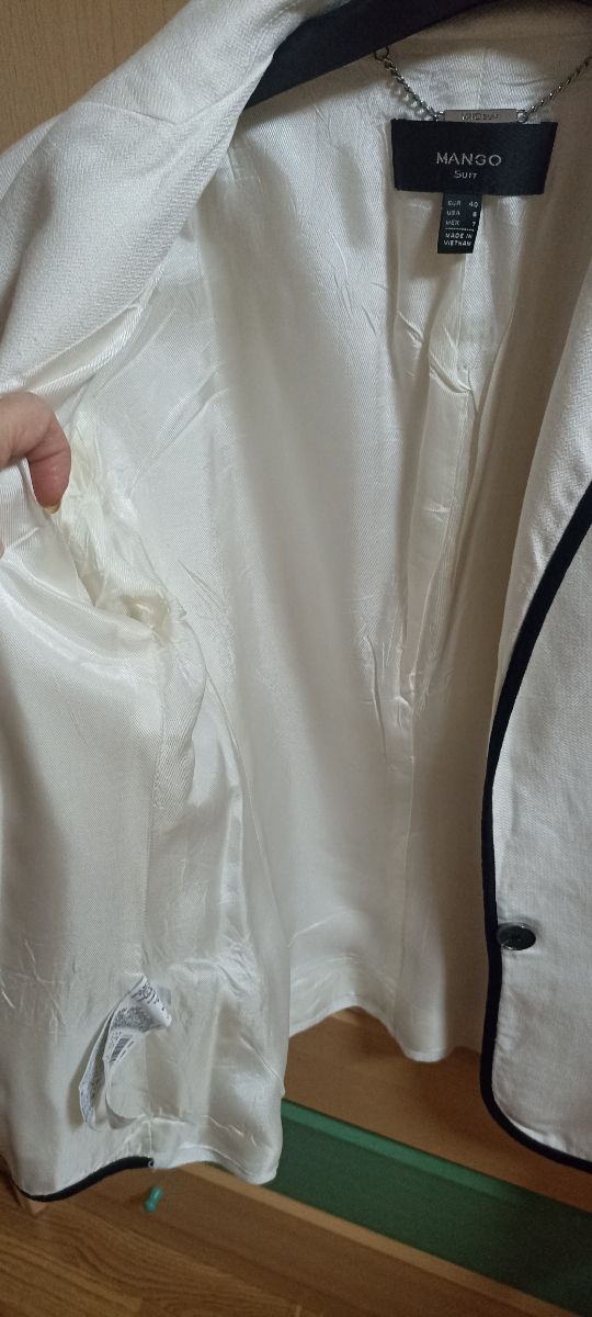 Blazers blanca verano Mango