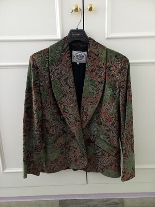 Chaqueta fiesta estampada