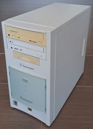 Ordenador vintage Packard Bell completo
