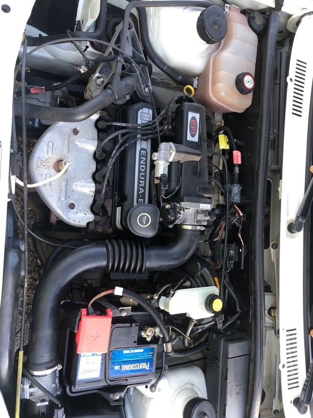 Ford studio gasolina