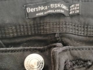 Pantaloni cargo taglia S 