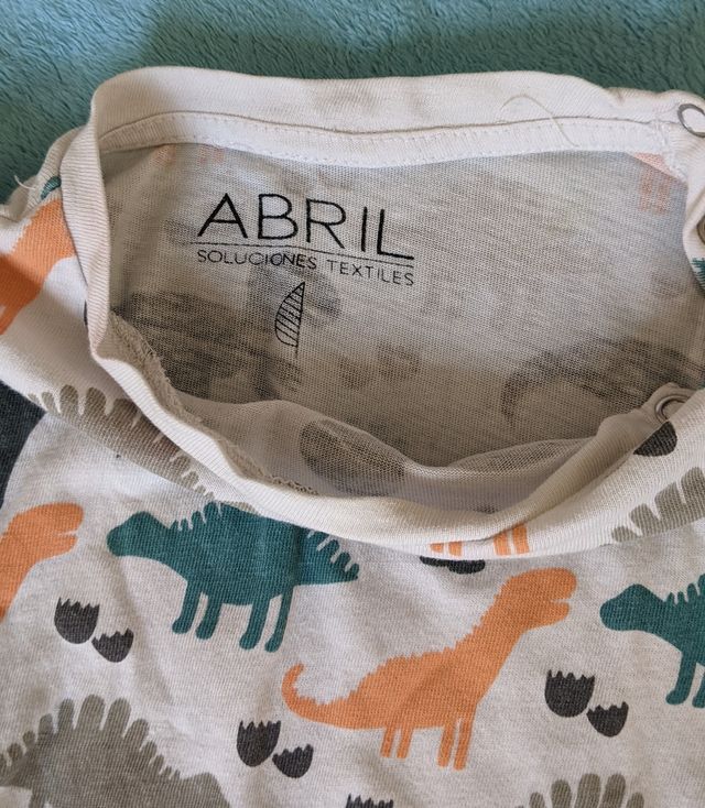 Conjunto verano Dino camiseta + pantalón corto 12m