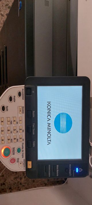 Fotocopiadora, impresora, escàner hasta tamaño A3+