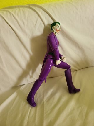 Muñeco pelo verde y taje morado 
