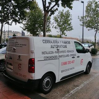 CERRAJEROS 24 horas/urgentes 688330407