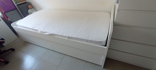 Cama doble ikea