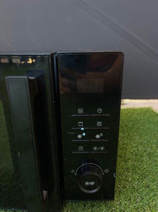 Microondas Taurus Laurent 25 Negro semi nuevo. esp
