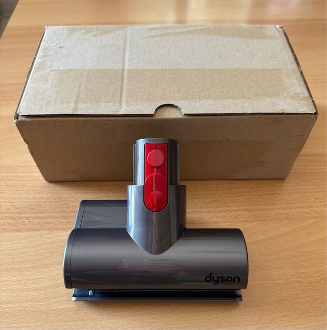 Spazzola per tessuti dyson nuova mai usata