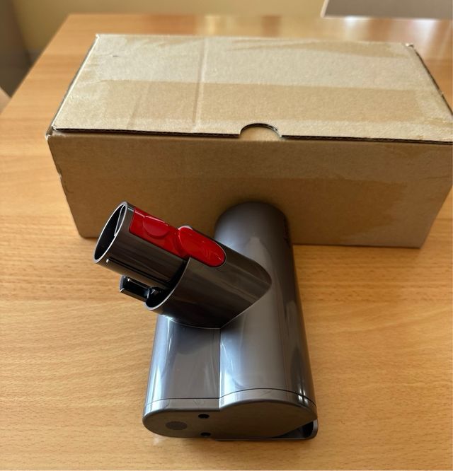 Spazzola per tessuti dyson nuova mai usata