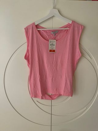 Camiseta Zara espalda descubierta