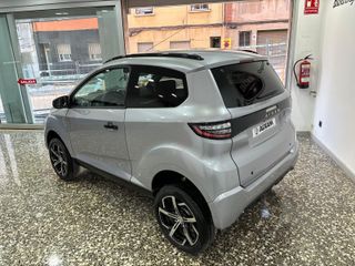 Aixam Crossover 