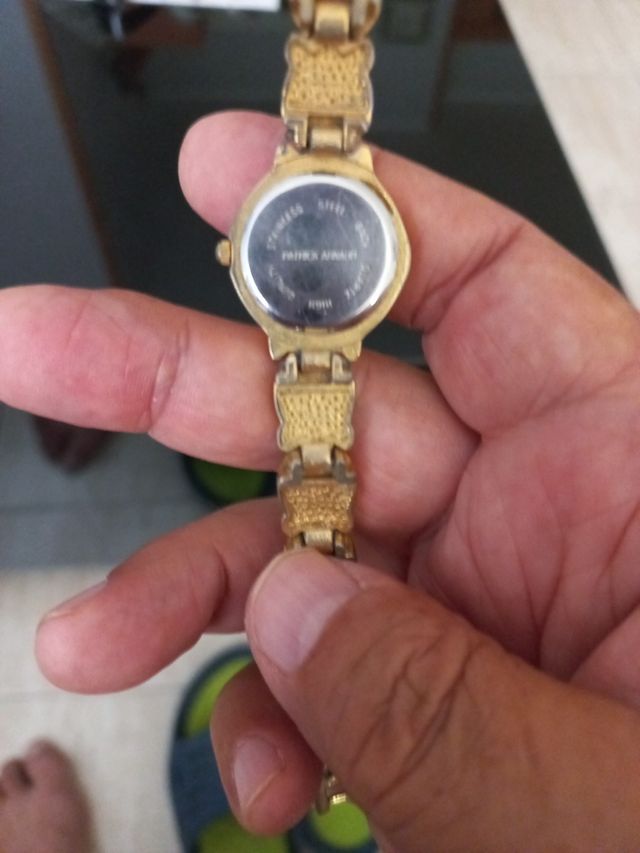 Reloj pulsera antiguo