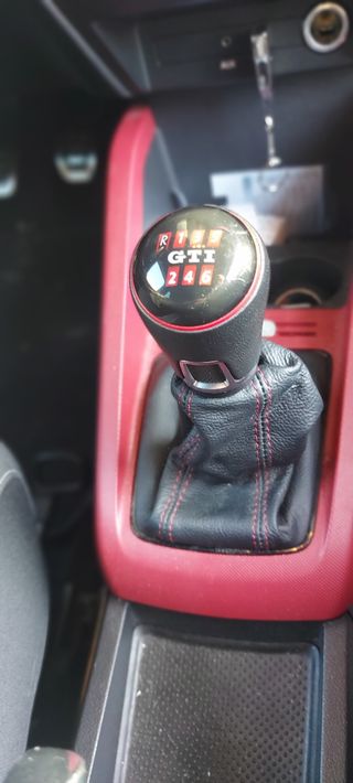 Pomo volkswagen polo up gti