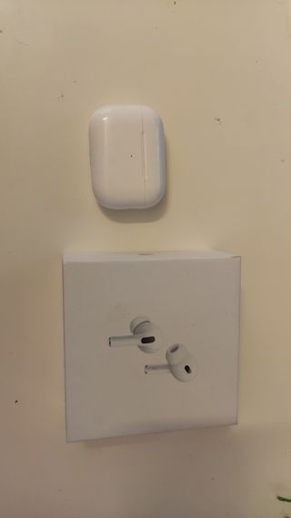 airpods (pro 2) apple