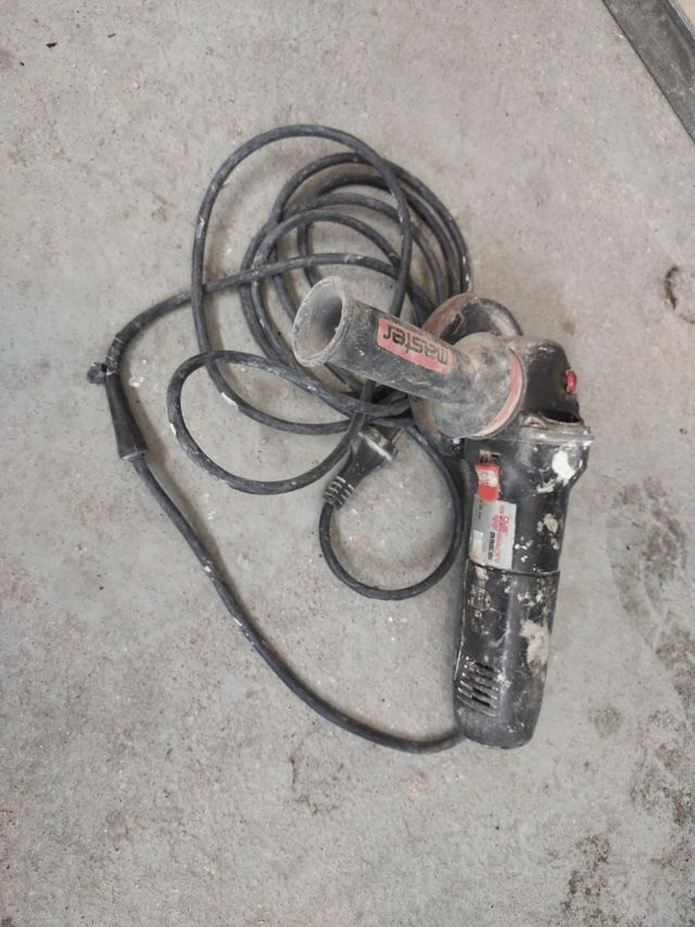 Radial construcción pequeño