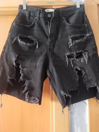 Bermudas de Zara chico 