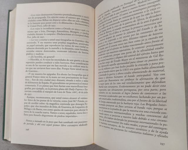 Libro "Auto-biografía del General Franco"