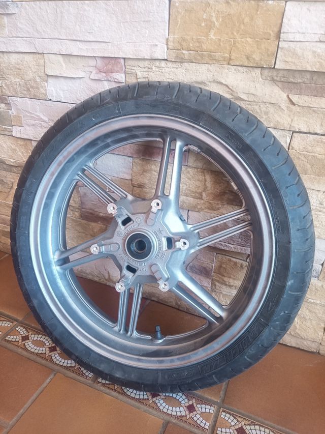 Rueda delantera Honda CBF 500