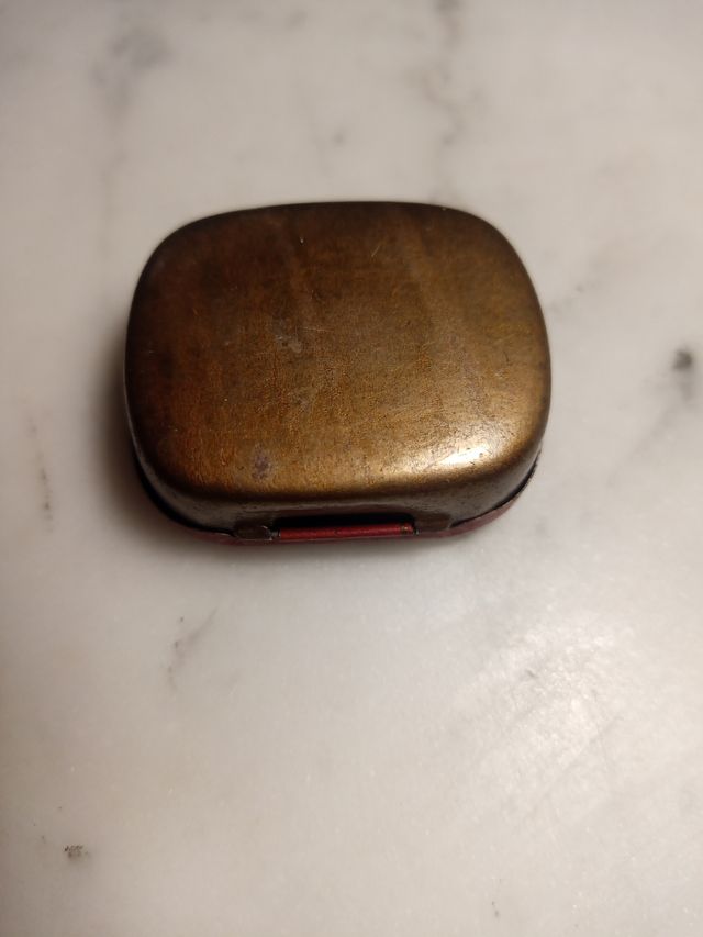 Caja metálica agujas gramófono colección