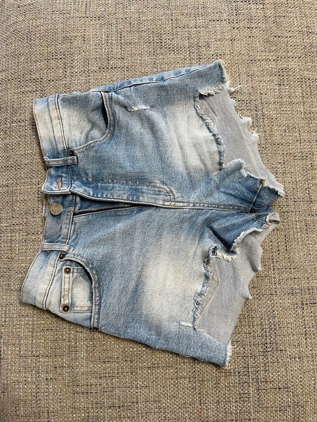 pantaloncini di jeans pull&bear EUR 34