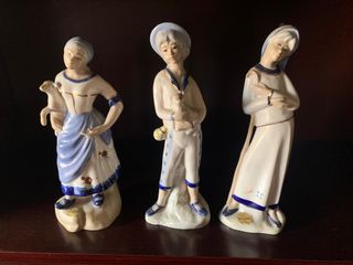 LOTE 3 FIGURAS PORCELANA SEGOVIA TORRECABALLEROS