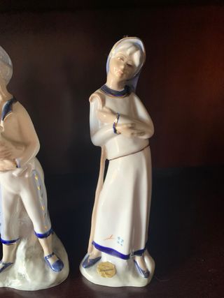 LOTE 3 FIGURAS PORCELANA SEGOVIA TORRECABALLEROS