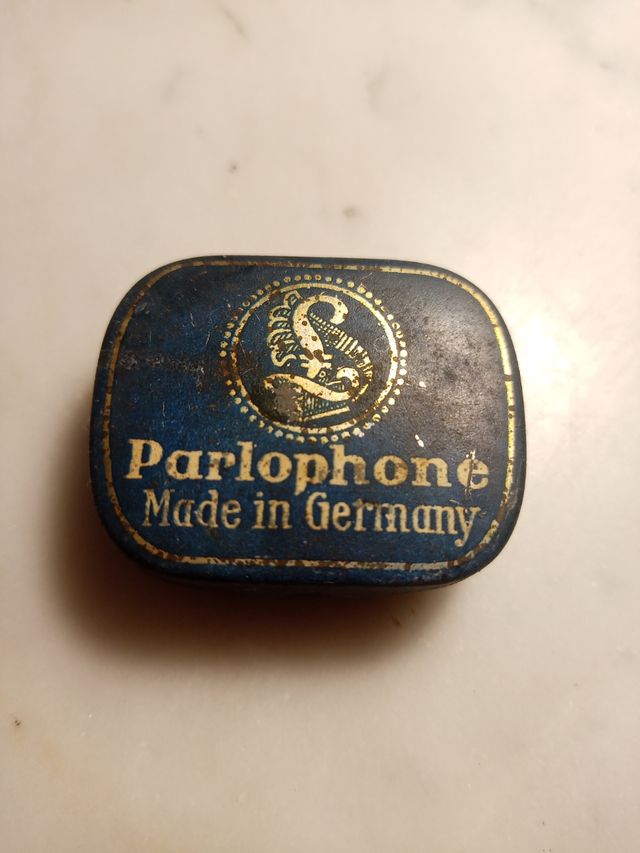 Caja metálica agujas gramófono