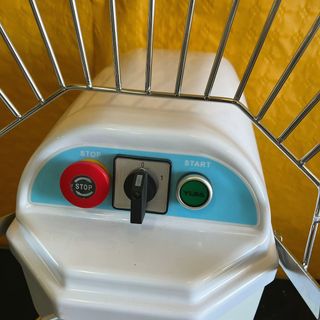 💥 💥 Amasadora Espiral de 10 Lts - Blanco