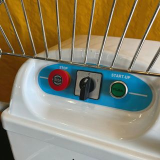 💥 💥 Amasadora Espiral de 20 Lts - Blanco