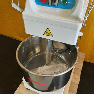 💥 💥 Amasadora Espiral de 20 Lts - Blanco