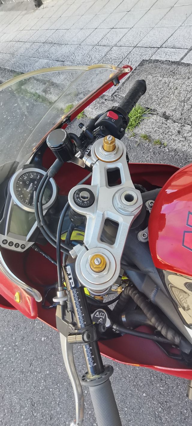 Triumph Daytona 675 CIRCUITO lista para rodar