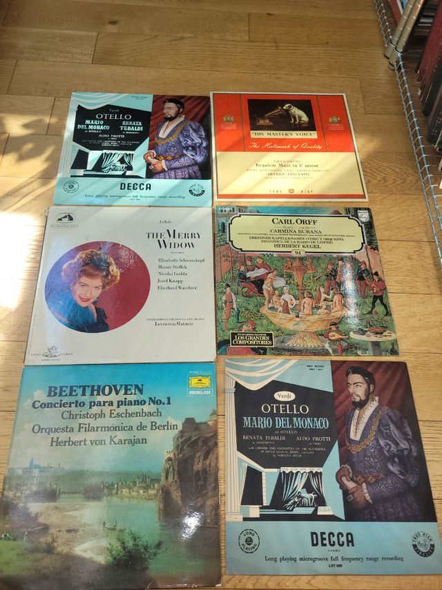 24 CDs música clásica variada 