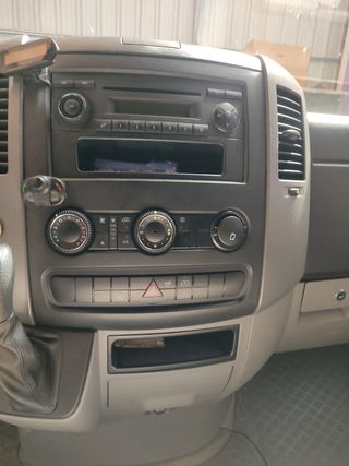 Mercedes-Benz Sprinter 2013