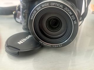 Cámara de fotos Nikon P500