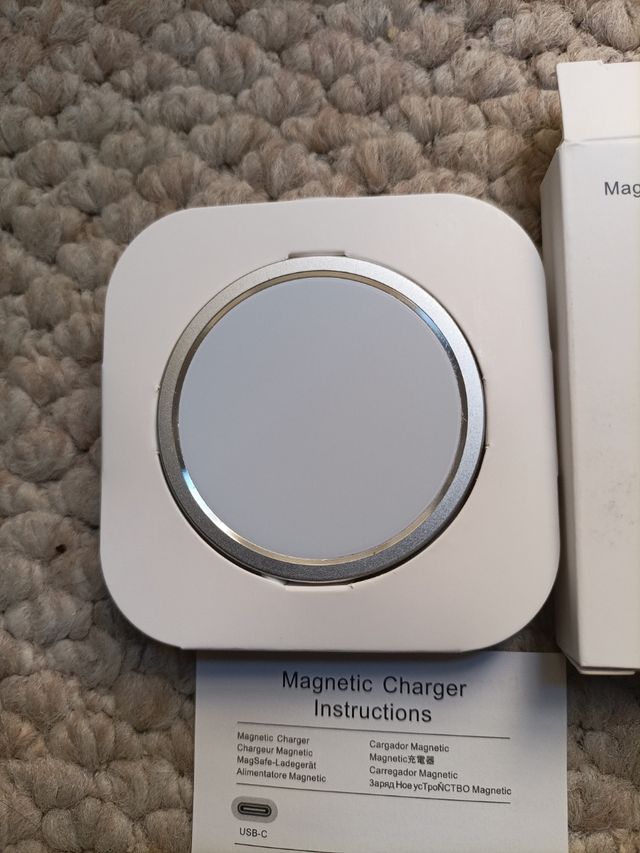 Cargador magnético