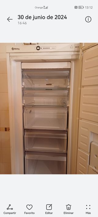 se vende congelador con varios cajones balay