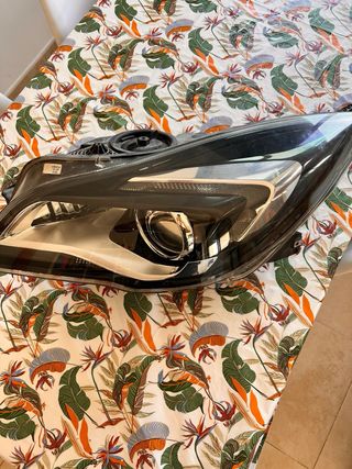 Faro opel insignia 