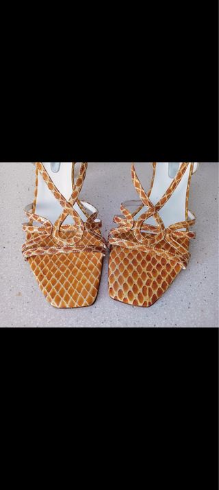 Sandalias Dansi súper nuevas