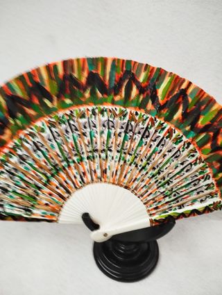 Abanico de diseño pintado 