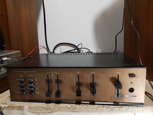 Amplificador integrado Radford HD 250