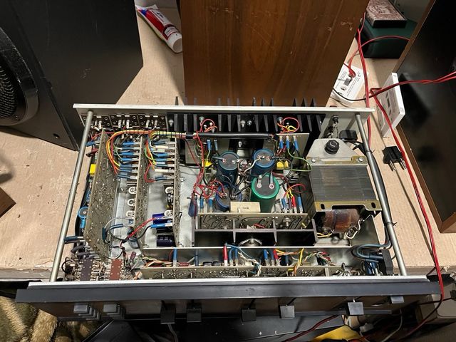Amplificador integrado Radford HD 250