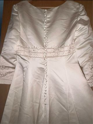 Vestido de novia color champagne