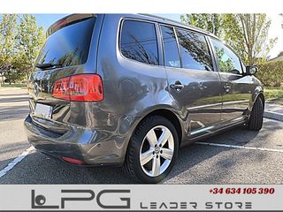 Volkswagen Touran 7 plazas _ 1.4 Gasolina _ 2012