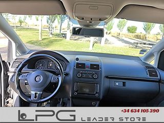 Volkswagen Touran 7 plazas _ 1.4 Gasolina _ 2012