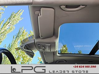 Volkswagen Touran 7 plazas _ 1.4 Gasolina _ 2012